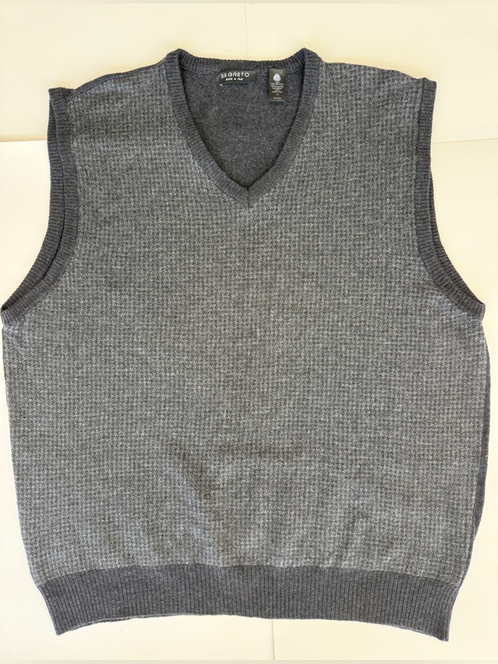 SEGRETO Italy Men's XL Gray Textured V-Neck Sweater Vest 100% Merino Wool